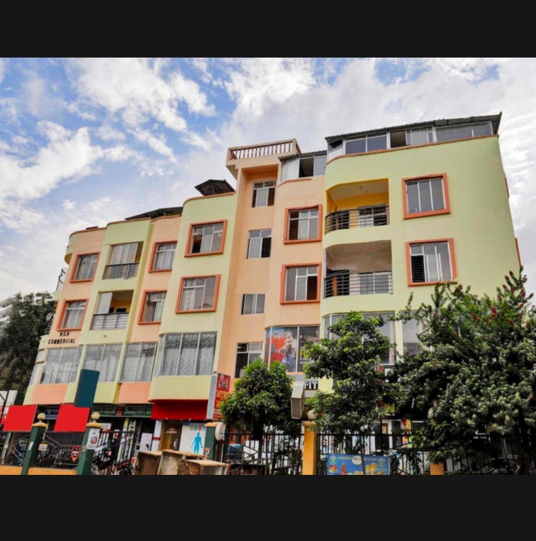 Hk Residency Hotell Guwahati Eksteriør bilde